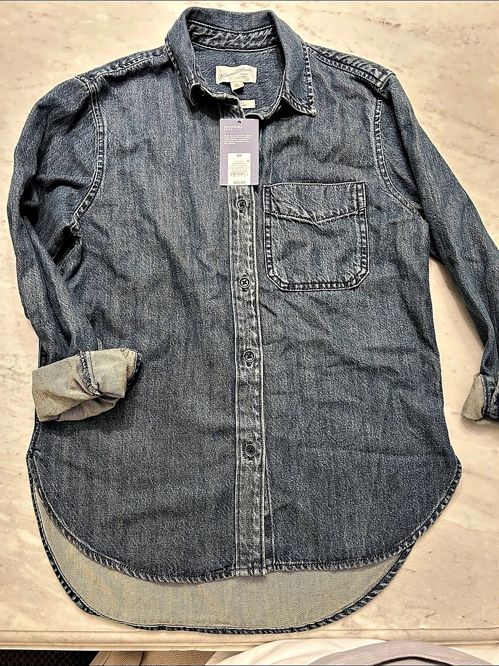 Universal Thread Women's Easy Denim Shirt Blue XS NWT